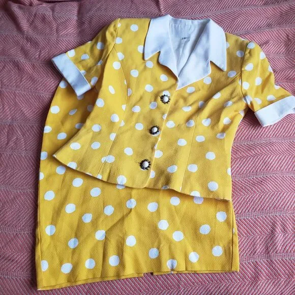 Vintage Sunny Yellow and White Polka Dot Skirt Suit S. 8 Retro/Summer/Fun - Picture 1 of 6